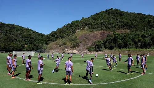 Sócio de clubes do Grupo City avança em compra da SAF de gigante brasileiro
