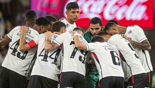 Vitória perde dois titulares para encarar o Bragantino no Brasileirão
