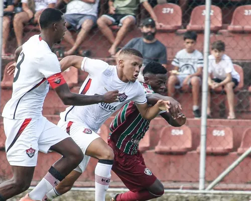 Brasileirão Sub-20: Vitória leva virada do Fluminense nos acréscimos - Imagem