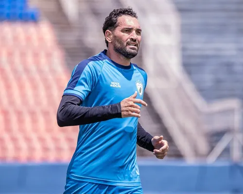 Maior artilheiro da Fonte Nova pelo Bahia vive pior jejum da carreira - Imagem