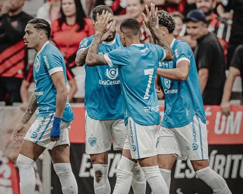 Time de Bellintani e Gilberto derruba gigante da Série A e pode ser campeão estadual - Imagem