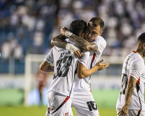 Vitória x Ceará: veja onde assistir, escalações e tudo sobre o jogo - Imagem