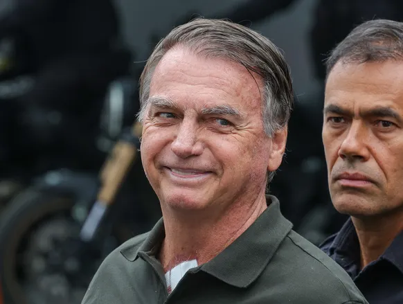 Bolsonaro pode ir para prisão domiciliar após decisão de Moraes - Imagem