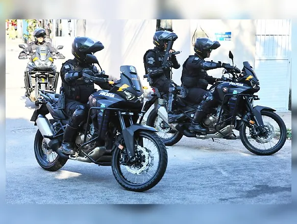 Criança salva de 'tribunal do crime' foi forçada a cavar própria cova - Imagem