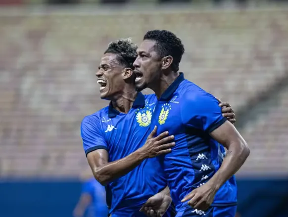 Ex-Bahia dá show em goleada histórica por 7 a 0 aos 40 anos - Imagem