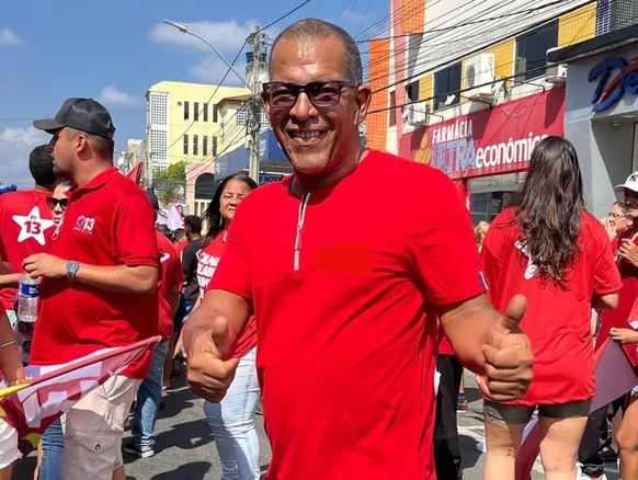 VÍDEO: Vereador baiano reclama de salário de R$ 13 mil: "Não faço nem feira" - Imagem