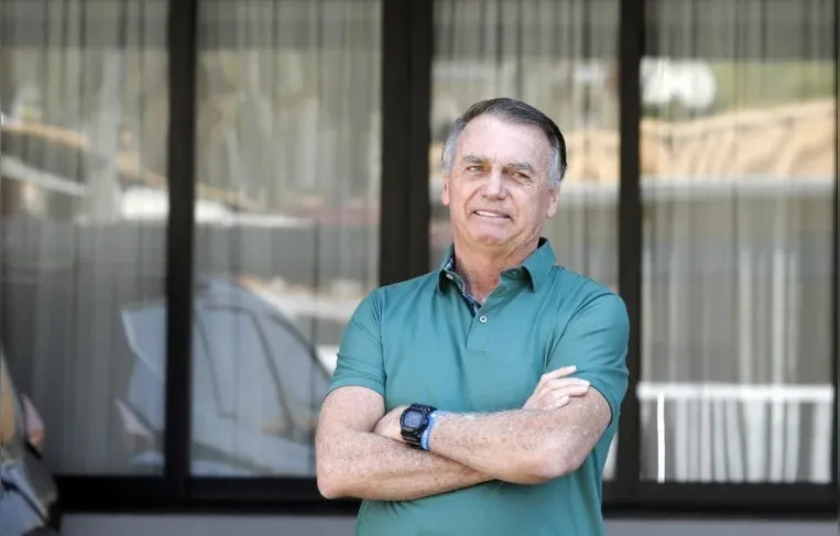 Defesa nega que Bolsonaro tenha atendido ligação de Alexandre Frota