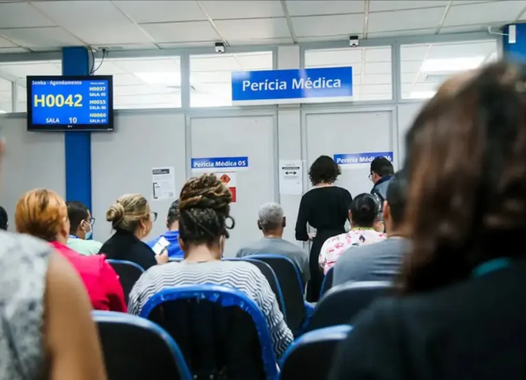Prazo definido: Filas de espera do INSS devem ser zeradas até outubro
