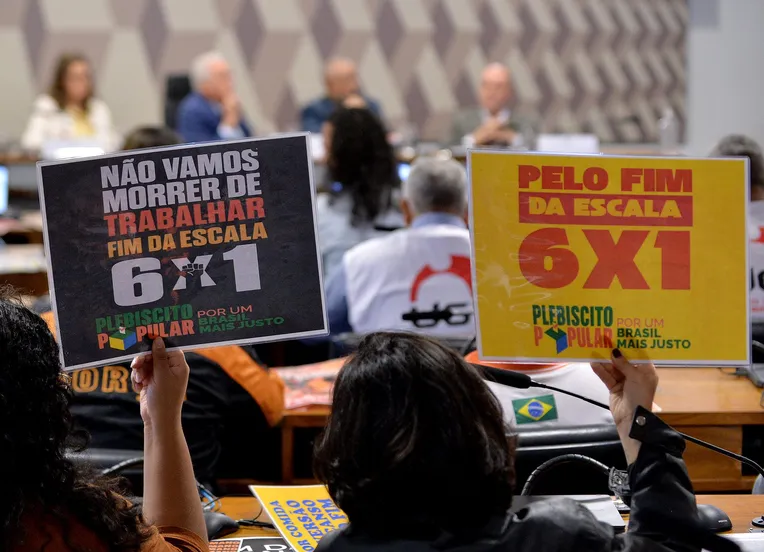 Empresários baianos alertam para riscos na mudança da escala 6x1