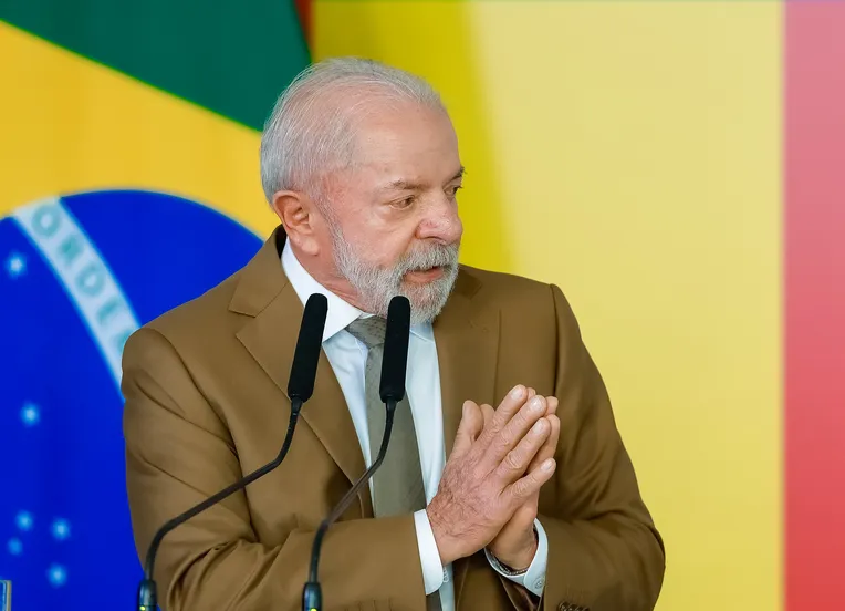 Lula sanciona Marco Legal do transporte com vetos a gratuidades