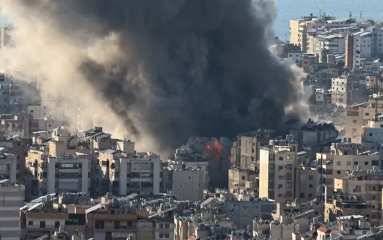 Ataques com mísseis e ameaças: veja as novas ofensivas de Israel e Irã - Imagem