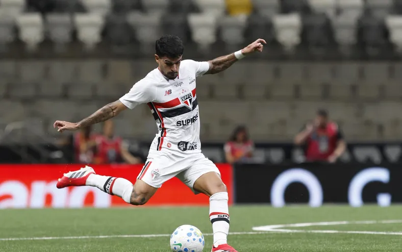 Atleta emprestado pelo Bahia mira sequência como titular em adversário - Imagem