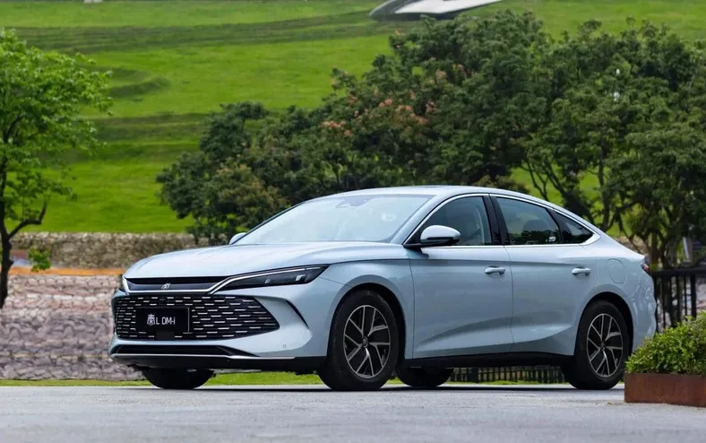 BYD cria marca com nome novo para motoristas de Uber, 99 e táxi - Imagem