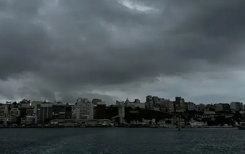 Salvador registra mais de 130 ocorrência por conta de fortes chuvas - Imagem