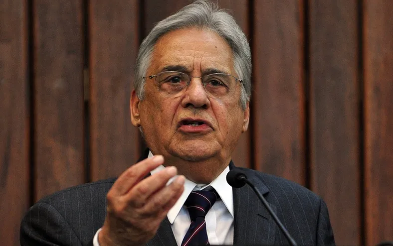 Justiça aceita pedido de interdição de FHC - Imagem