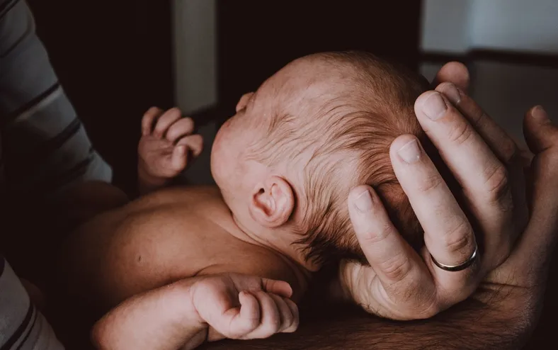 Licença-paternidade muda no Brasil nesta terça e pode chegar a 20 dias - Imagem