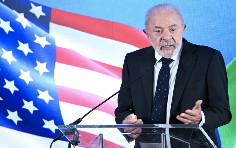 Lula diz não acreditar em interferência de Trump nas eleições do Brasil - Imagem