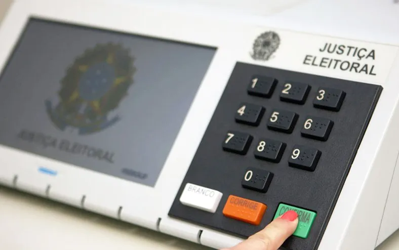 Partido tem chapa cassada e dirigentes ficam inelegíveis por 8 anos - Imagem