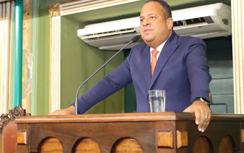 Do 'Bafafá' ao Congresso: jornalista baiano assume como deputado federal - Imagem