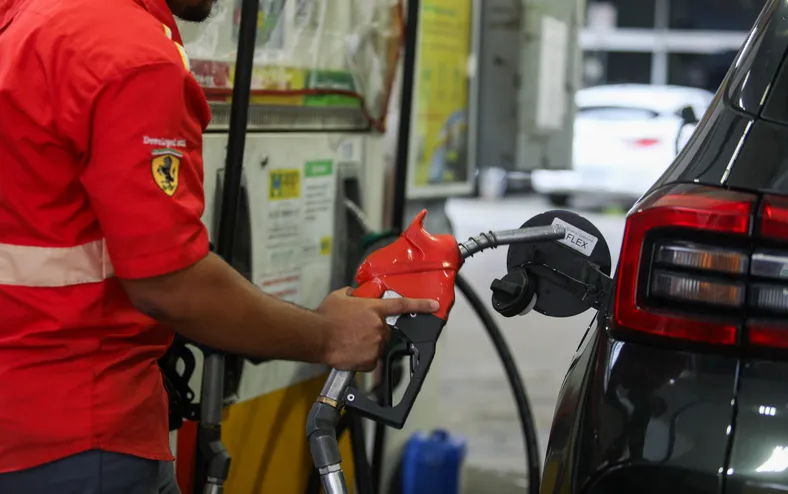 Subsídio ao diesel não terá impacto direto na bomba, alerta sindicato - Imagem