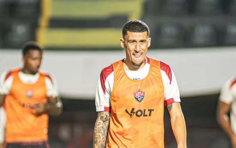 Vitória de Jair Ventura nunca venceu sem Baralhas, desfalque contra o Flamengo - Imagem