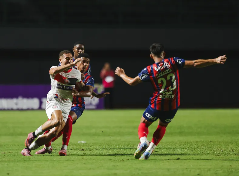 Bahia goleia Atlético-BA por 4 a 2 e confirma liderança no Baianão - Imagem