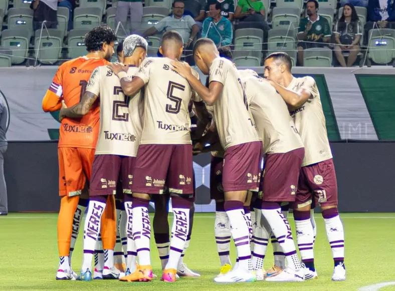 Copa do Brasil: Jacuipense perde para Palmeiras com expulsão polêmica - Imagem