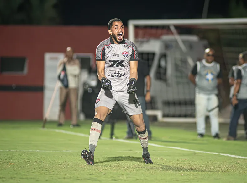 Experiente em clássicos, Arcanjo mira mais um título pelo Vitória - Imagem