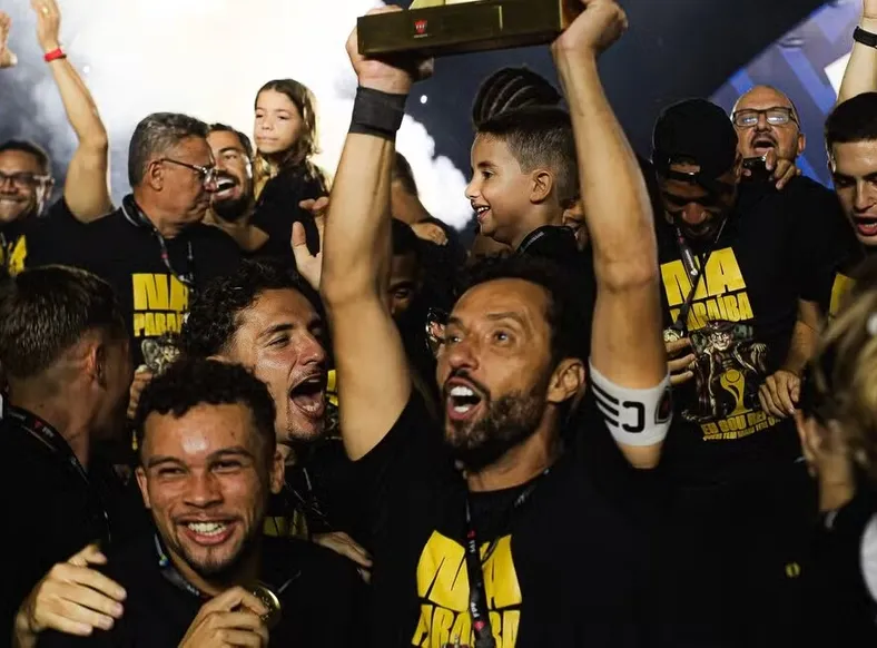 Primeiro rival do Vitória no Nordestão tem ex-PSG e técnico folclórico - Imagem