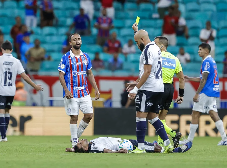 Time “pipoqueiro”? Rogério Ceni expõe fragilidade do Bahia em decisões - Imagem