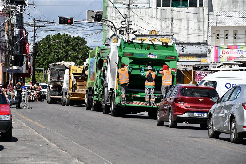 Criança de 3 anos morre após ser esquecida em carro por quatro horas