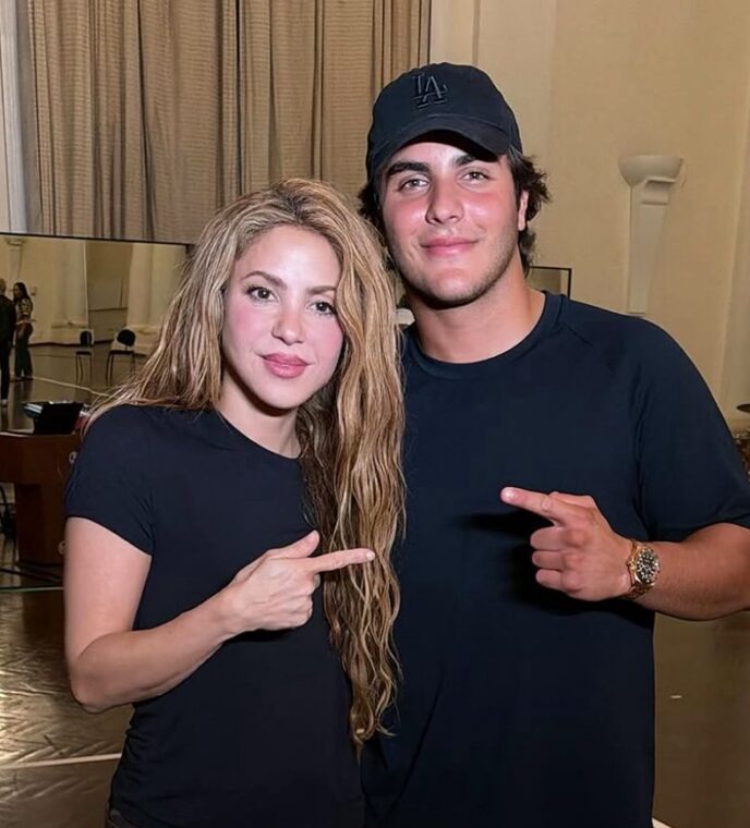 Filho de Xanddy e Carla ganha medalhas em campeonato de fisiculturismo