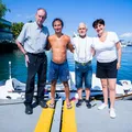 Amyr Klink recebe navegador que refez sua travessia 42 anos depois imagem