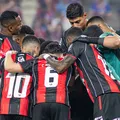 Atacante do Vitória é eleito o melhor jogador da Copa do Nordeste 2026 imagem