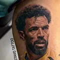 Brasileiro tatua homenagem a Vozinha, goleiro de Cabo Verde; veja imagem