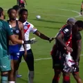 Cacá pode ser punido tentar rasgar camisa de Jean Lucas no BaVi? imagem