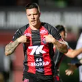 Com gol de Kayzer, Vitória vence o Vasco e faz nova vítima no Barradão imagem