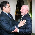 Alcolumbre diminui resistência a Messias após reunião com Lula imagem