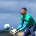Bahia: Léo Vieira tem lesão rara e pode ficar fora por mais de 1 ano; entenda imagem