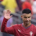Cristiano Ronaldo dá adeus às Copas com recorde histórico e decepções imagem