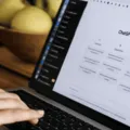 OpenAI lança ChatGPT para adolescentes com novas proteções imagem