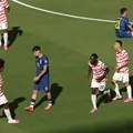 EUA perde centroavante, mas elimina Bósnia e segue na Copa do Mundo imagem