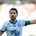 Everton Ribeiro passa por procedimento na coluna e desfalca o Bahia imagem