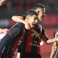 Renê vai ser comprado pelo Vitória, garante presidente do clube imagem
