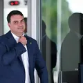 Flávio Bolsonaro empurra definição de vice para final do prazo imagem