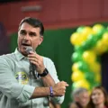 Flávio Bolsonaro deve cumprir agenda de campanha na Bahia em setembro imagem