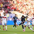 Gol em 64 segundos e expulsão inédita: Paraguai elimina a Turquia da Copa imagem