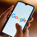Google implementa proibição em sites para eleições de 2026 imagem