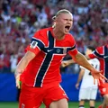 Haaland repete feito de lendas da Copa do Mundo ao brilhar na estreia imagem