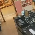 Loja no Shopping da Bahia é assaltada e tem prejuízo de mais de R$ 16 mil imagem